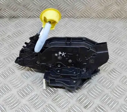 BMW 3 G20 G21 Coupe door lock (next to the handle) A046465 18283810