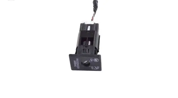 Peugeot RCZ Passenger airbag on/off switch 
