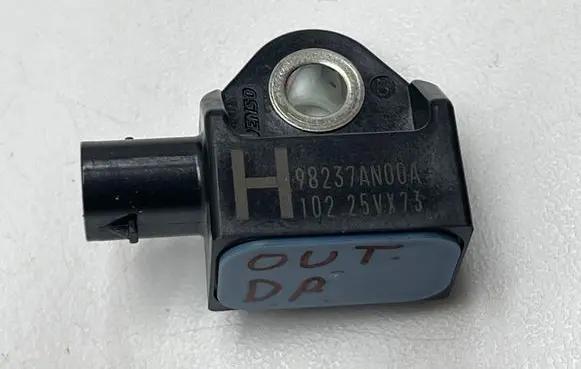 Subaru Outback (BT) Airbag deployment crash/impact sensor 98237AN00A
