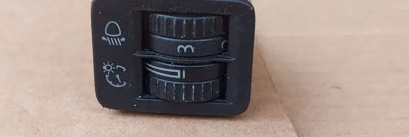 Volkswagen PASSAT B6 Headlight level height control switch 3C0941333