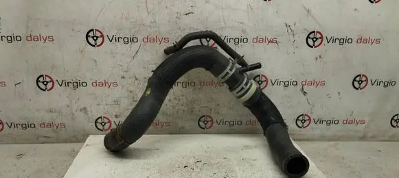 Toyota RAV 4 (XA30) Engine coolant pipe/hose