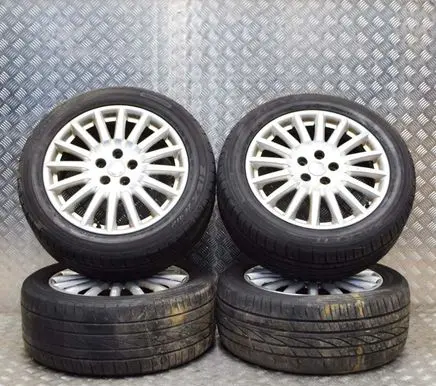 Jaguar S-Type R17 alloy rim