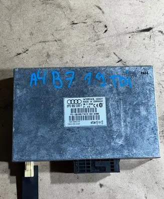 Audi A4 S4 B7 8E 8H Bluetooth control unit module 8P0862335F 7E4000051C