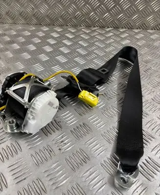 Volkswagen Tiguan Front seatbelt 5N2857705A