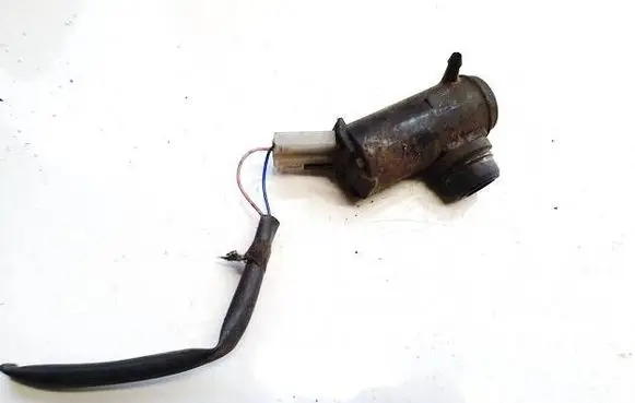 Mazda 626 Windscreen/windshield washer pump