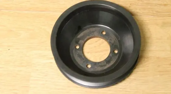 BMW 5 E39 Water pump pulley 1436590