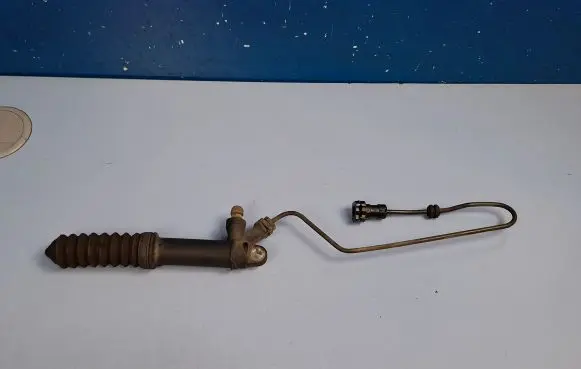 Audi Q5 SQ5 Clutch master cylinder 8K0721257A