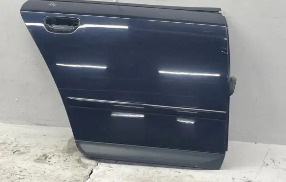 Audi A4 S4 B6 8E 8H Rear door