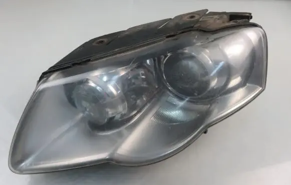 Volkswagen PASSAT B6 Headlight/headlamp 3C0941751G