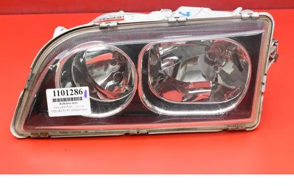 Volvo S40, V40 Headlight/headlamp 30899878