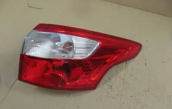 Ford Focus Rear/tail lights BM5113404G BM5113404H