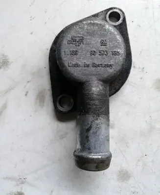 Opel Zafira A Thermostat housing 90573185