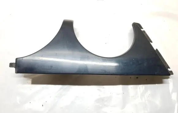 Mercedes-Benz E W210 Under headlight/headlamp trim 2108200212