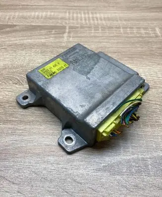 Mazda 323 F Airbag control unit/module B30E57K30B 3327047