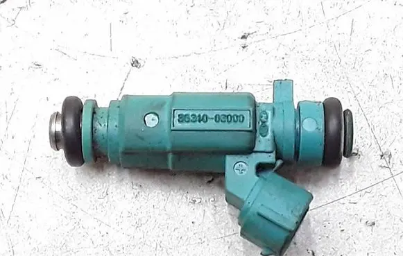 Fuel injector