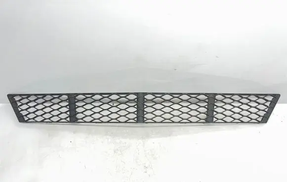 Mercedes-Benz E W211 Front bumper lower grill A2118850122