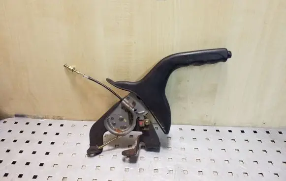Hyundai Santa Fe Handbrake/parking brake lever assembly