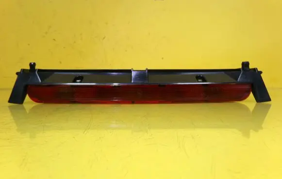 Citroen C8 Third/center stoplight 38310002