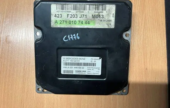 Mercedes-Benz C W203 Engine control unit/module A2710107444