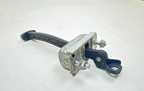 Toyota Verso Front door check strap stopper 636100F010