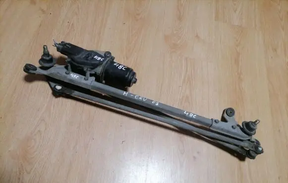 Honda CR-V Front wiper linkage and motor