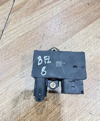 Mercedes-Benz B W245 Glow plug pre-heat relay HUC03720 132198