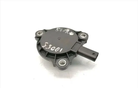 Mercedes-Benz A W176 Camshaft position sensor A2761560709