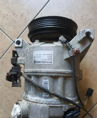 Volvo V70 Air conditioning (A/C) compressor (pump) 3226810143 99000243 8FK351322681