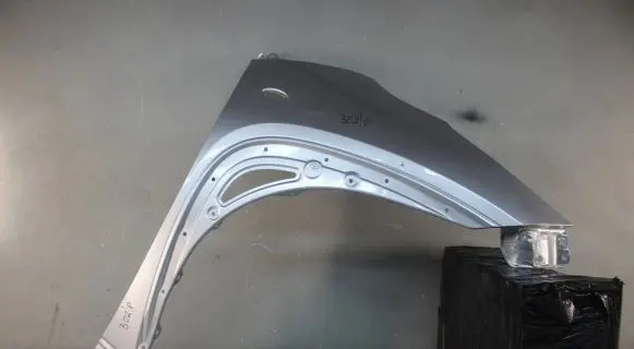 Toyota Aygo X Fender mounting bracket