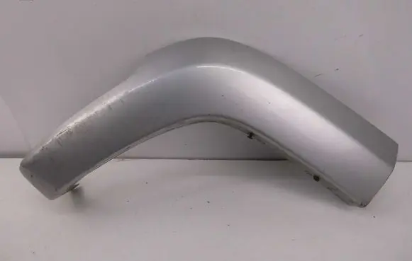 Jeep Grand Cherokee (WJ) Front arch trim 
