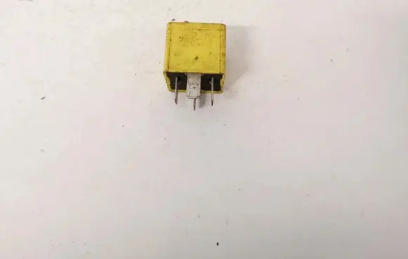 Ford Mondeo MK I Other relay 93bg14n089ba v23136-b1-x3