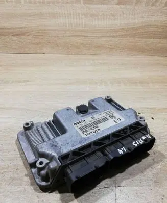 Toyota Auris 150 Engine control unit/module ECU 8966102E90 0261201209