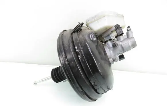 Volkswagen Touareg I Brake booster 7P0612101C