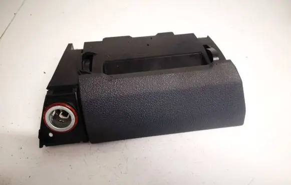 Car ashtray