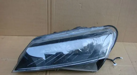 Skoda Superb B8 (3V) Headlight/headlamp 3V1941015B