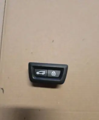 BMW X3 F25 Tailgate/boot open switch button 9275121