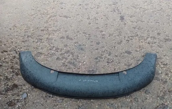 Skoda Octavia Mk2 (1Z) Front bumper lip 1Z0807061