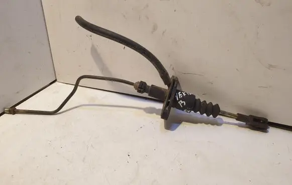 Opel Vectra B Clutch master cylinder 90522656