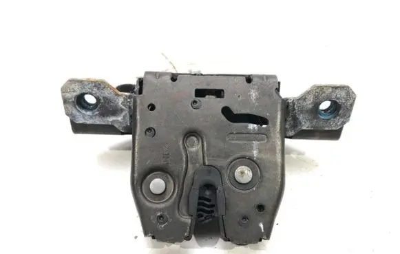 Chevrolet Cruze Tailgate exterior lock 13581023