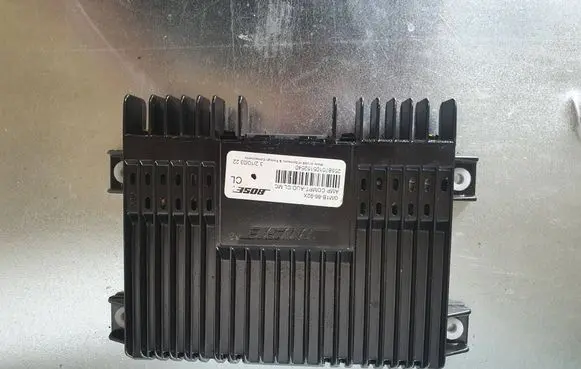 Mazda 6 Sound amplifier GM1B6692X 255870105152540