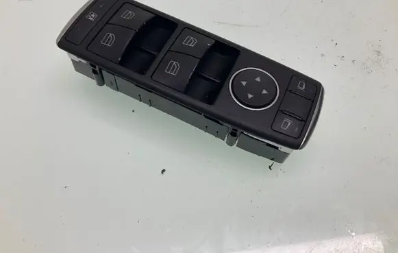 Mercedes-Benz C W204 Electric window control switch A2049055302 10021550