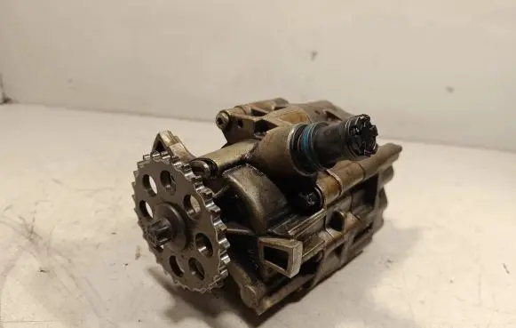 Oil pump