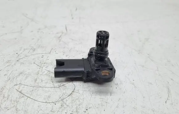 BMW 7 F01 F02 F03 F04 Fuel pressure sensor 96941