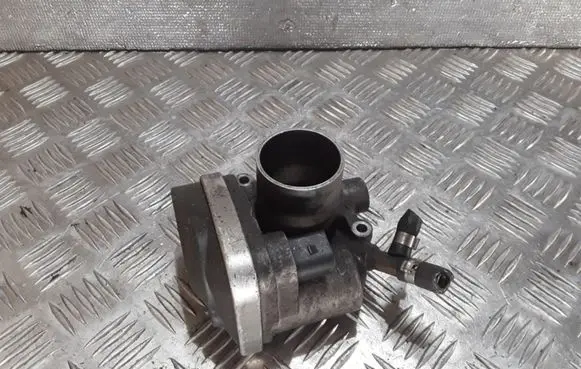 Skoda Fabia Mk1 (6Y) Throttle valve 047133062D