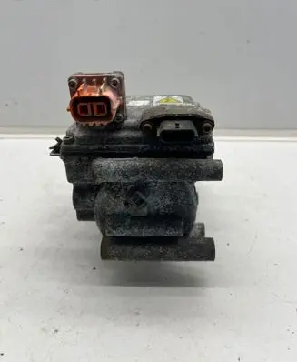 Dacia Spring Air conditioning (A/C) compressor (pump) 926006978R