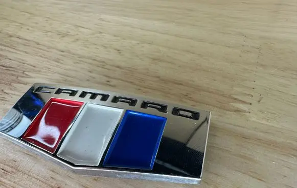 Chevrolet Camaro Front door emblem/model letters 84233235
