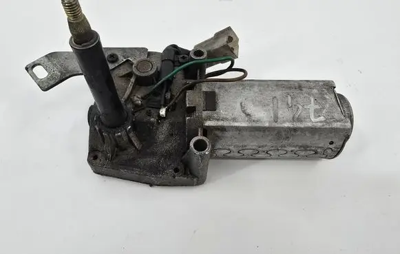 Aixam Crossline Rear window wiper motor M062001 0676