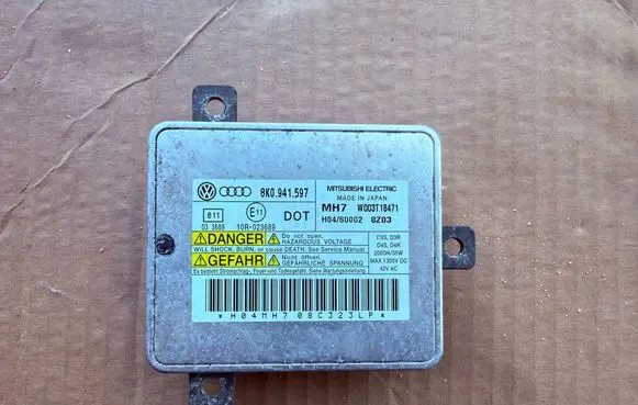Audi A5 8T 8F Headlight ballast module Xenon 8K0941597