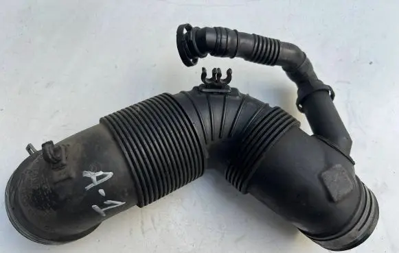 Audi A3 S3 A3 Sportback 8P Air intake hose/pipe 3C0129654P 446197604
