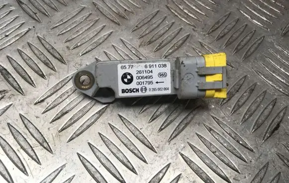 BMW X5 E53 Airbag deployment crash/impact sensor 6911038 261104 006495